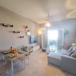 Riviera Canal D\'Amour Cozy Apartment