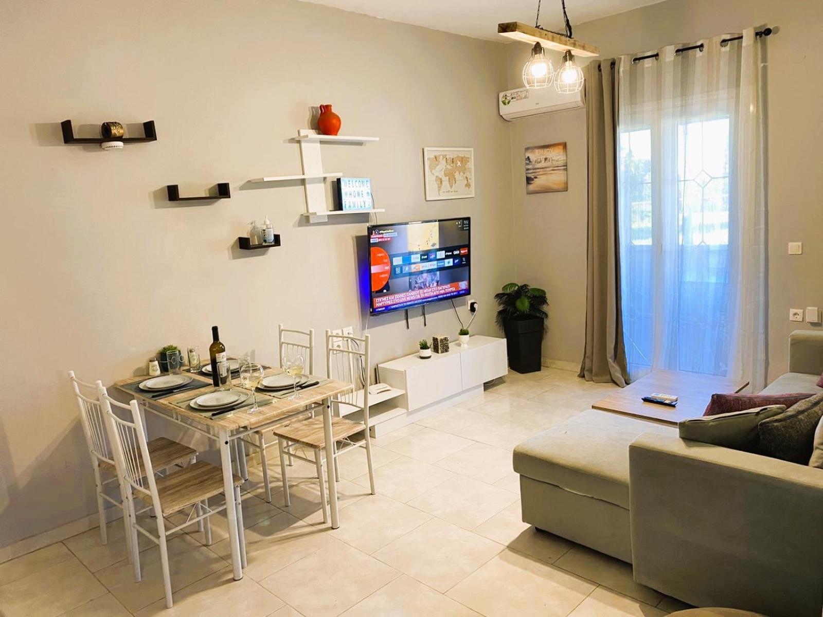 Apartment Riviera Canal D'amour Cozy
