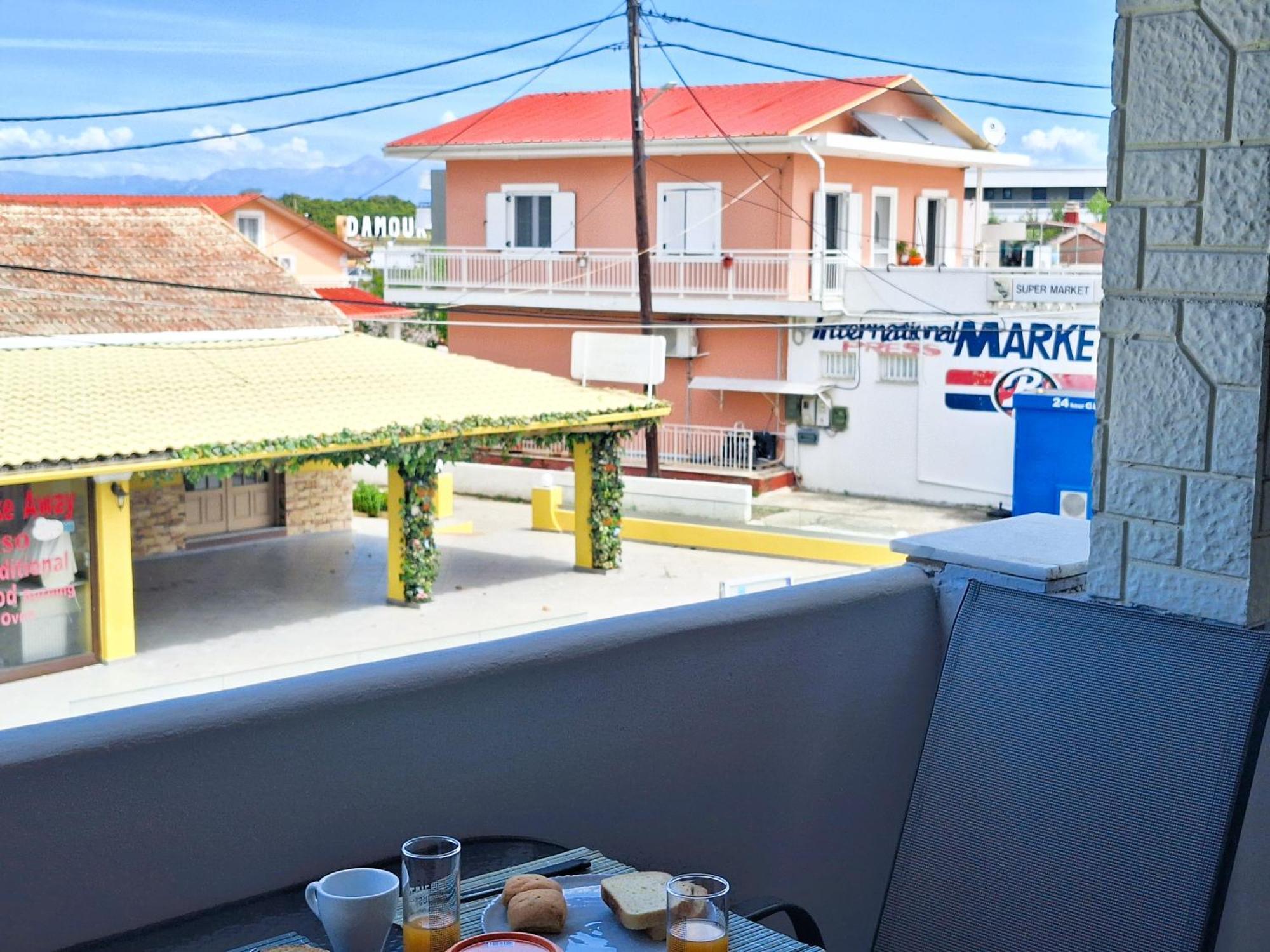 Apartment Riviera Canal D'amour Cozy